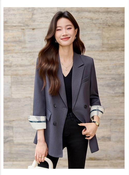 韩版西服怎么搭配