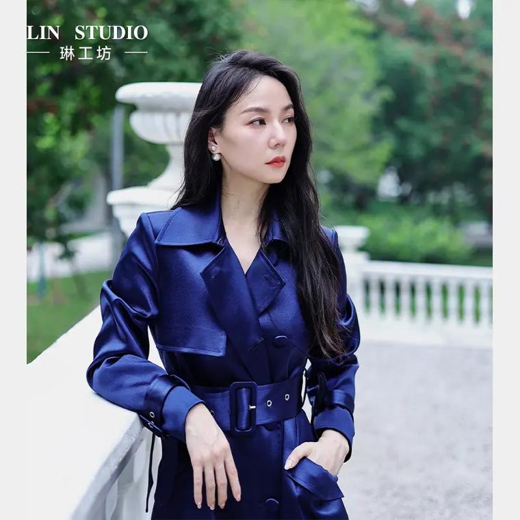 韩版深蓝色格子大衣怎么搭配