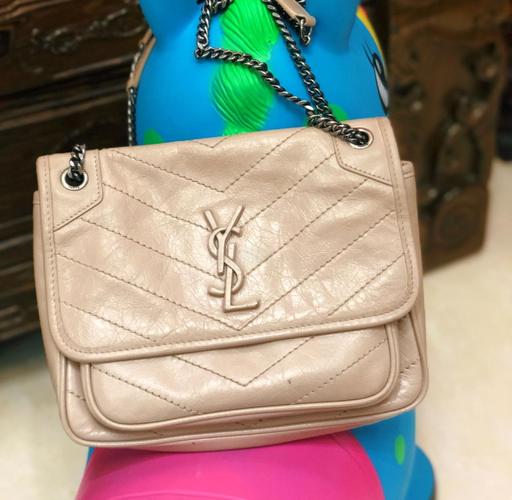 什么颜色的包包百搭