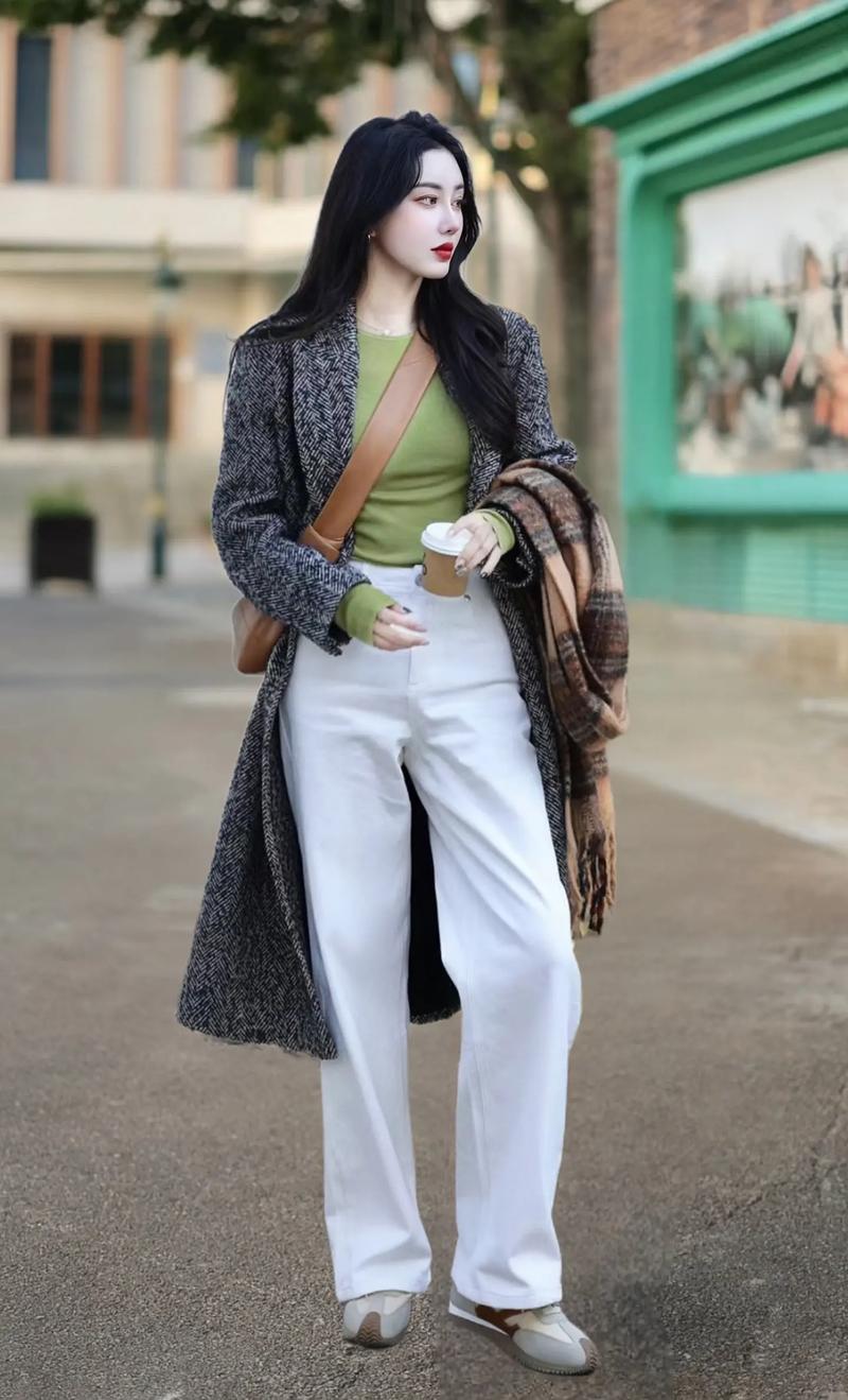 长款打底衫怎么搭配外套