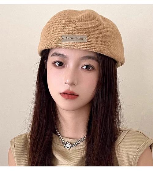 脸小戴什么帽子好看