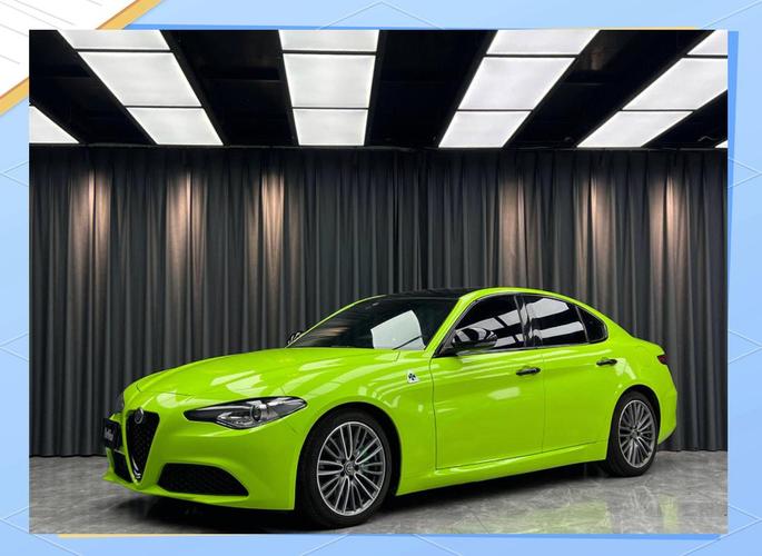 苹果绿搭配什么颜色