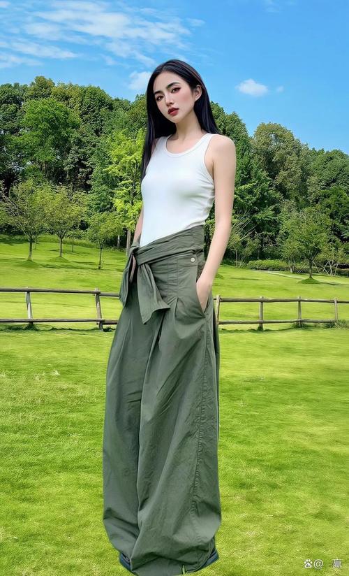 军绿配什么颜色好看