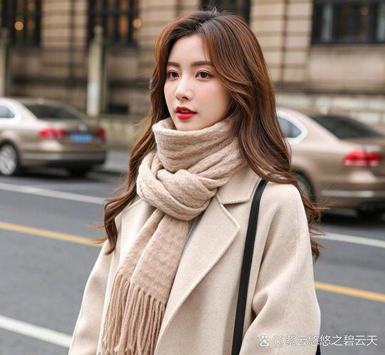 妮子大衣怎么搭配围巾图片