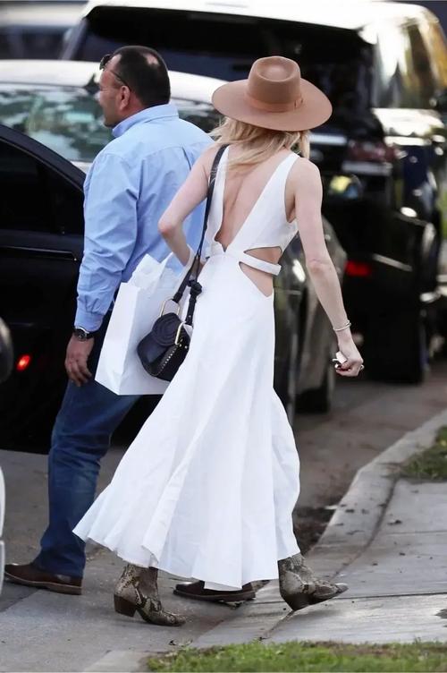 波西米亚裙怎么搭配