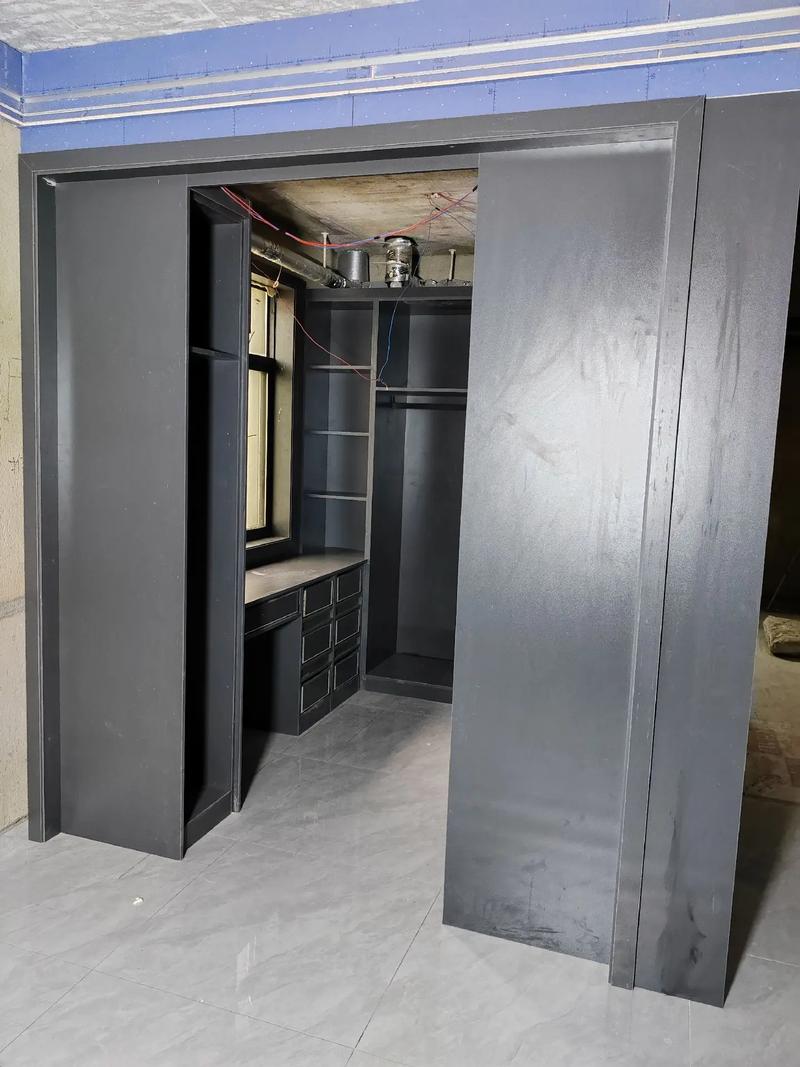 黑色衣柜怎么搭配