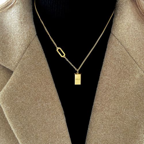 脖子短适合什么项链