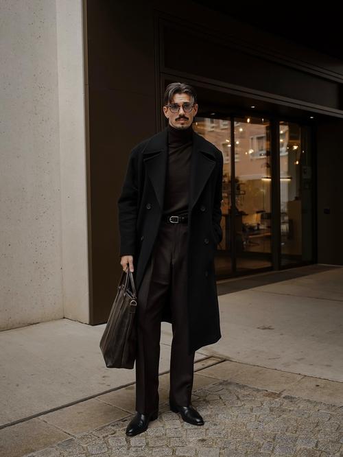 男士驼色大衣怎么搭配