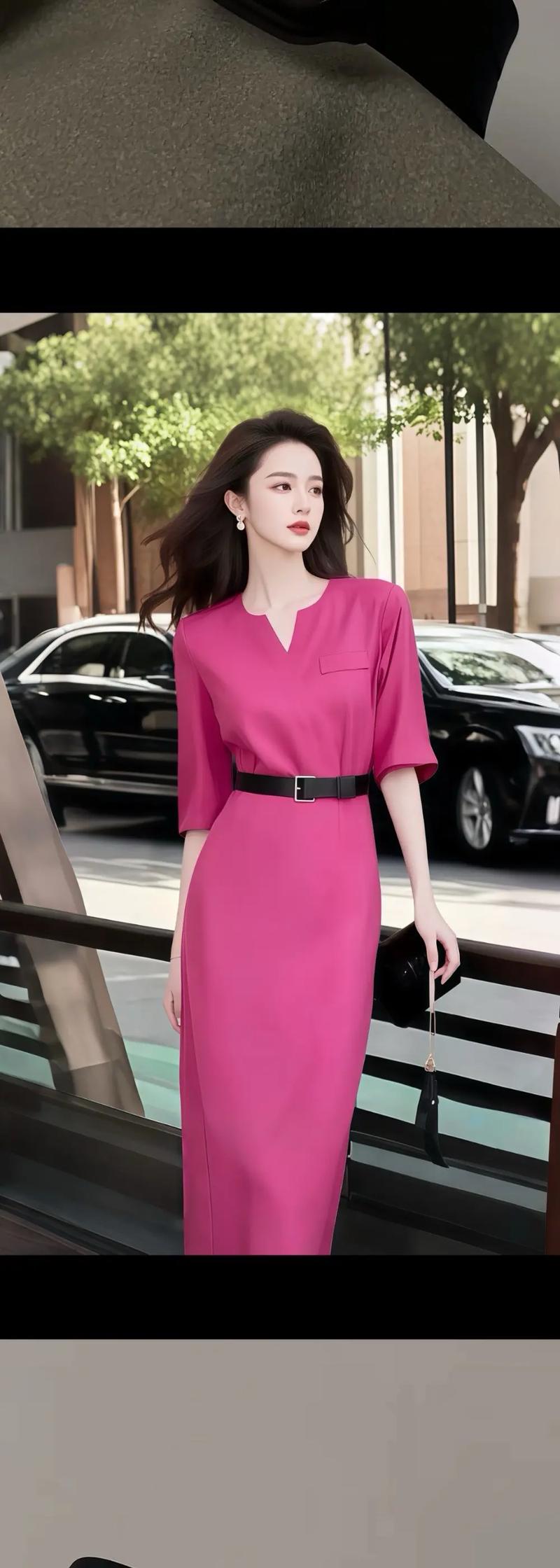 玫红色蕾丝打底裙怎么搭配