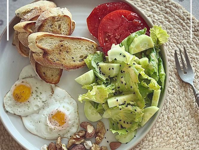 减肥中餐早餐吃什么好