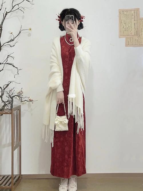 夏天旗袍怎么搭配外套