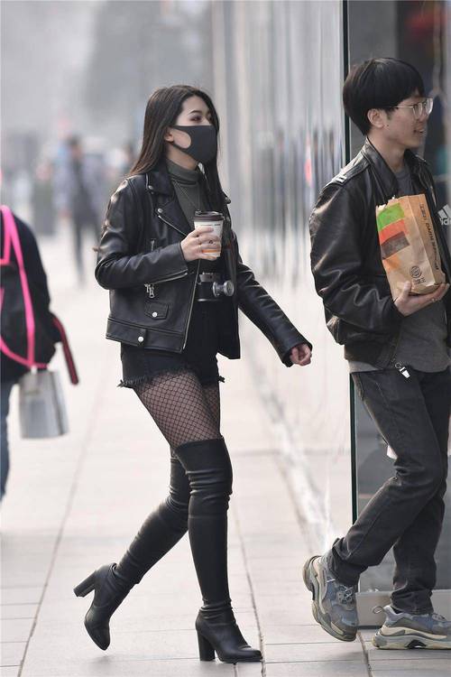 网袜怎么搭配的潮