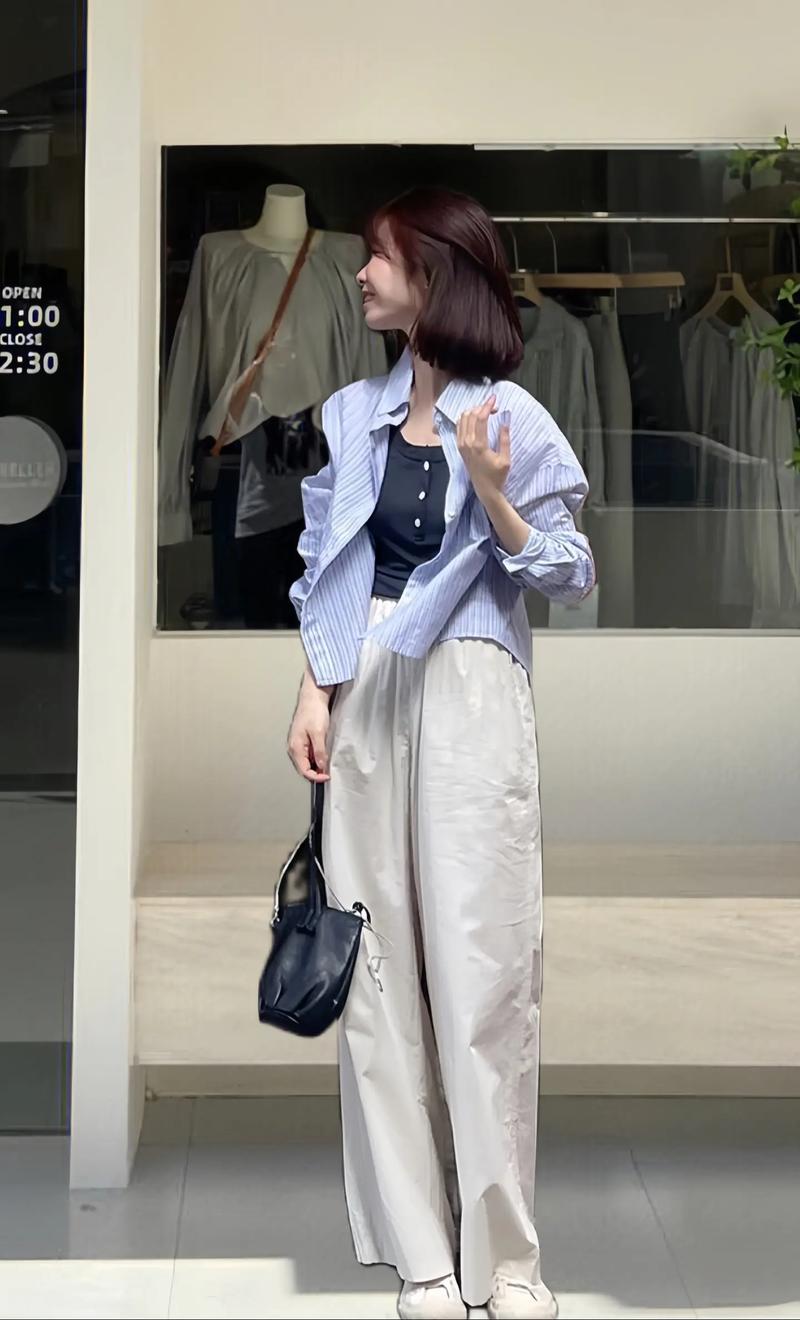 条纹长衬衫怎么搭配