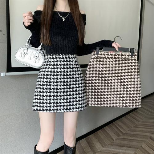 千鸟格的短裙怎么搭配