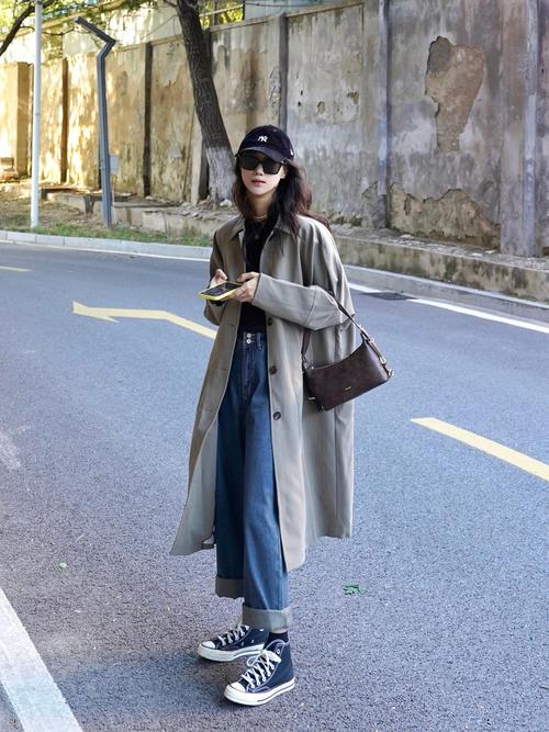 风衣搭配什么鞋子好看