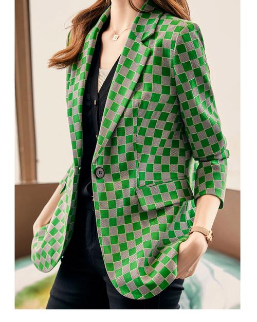 绿色格子西服怎么搭配图片