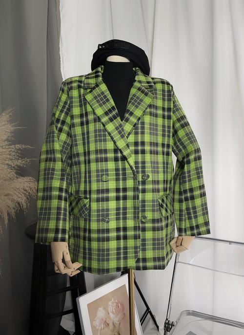 绿色格子西服怎么搭配图片
