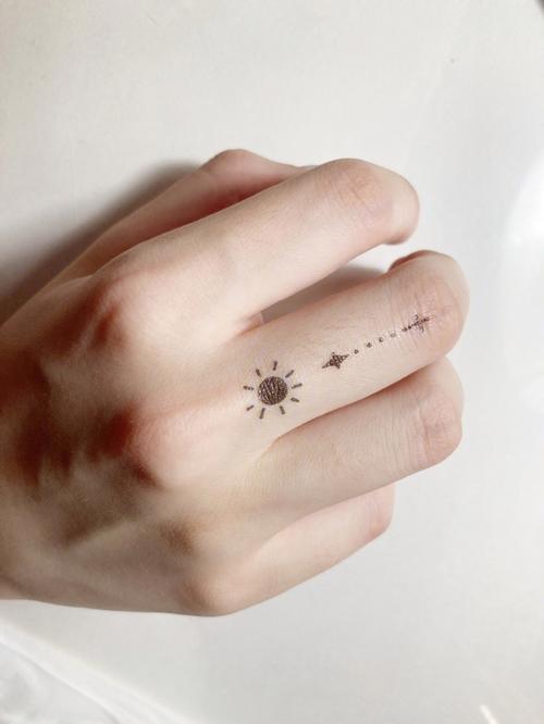 手指纹什么好看