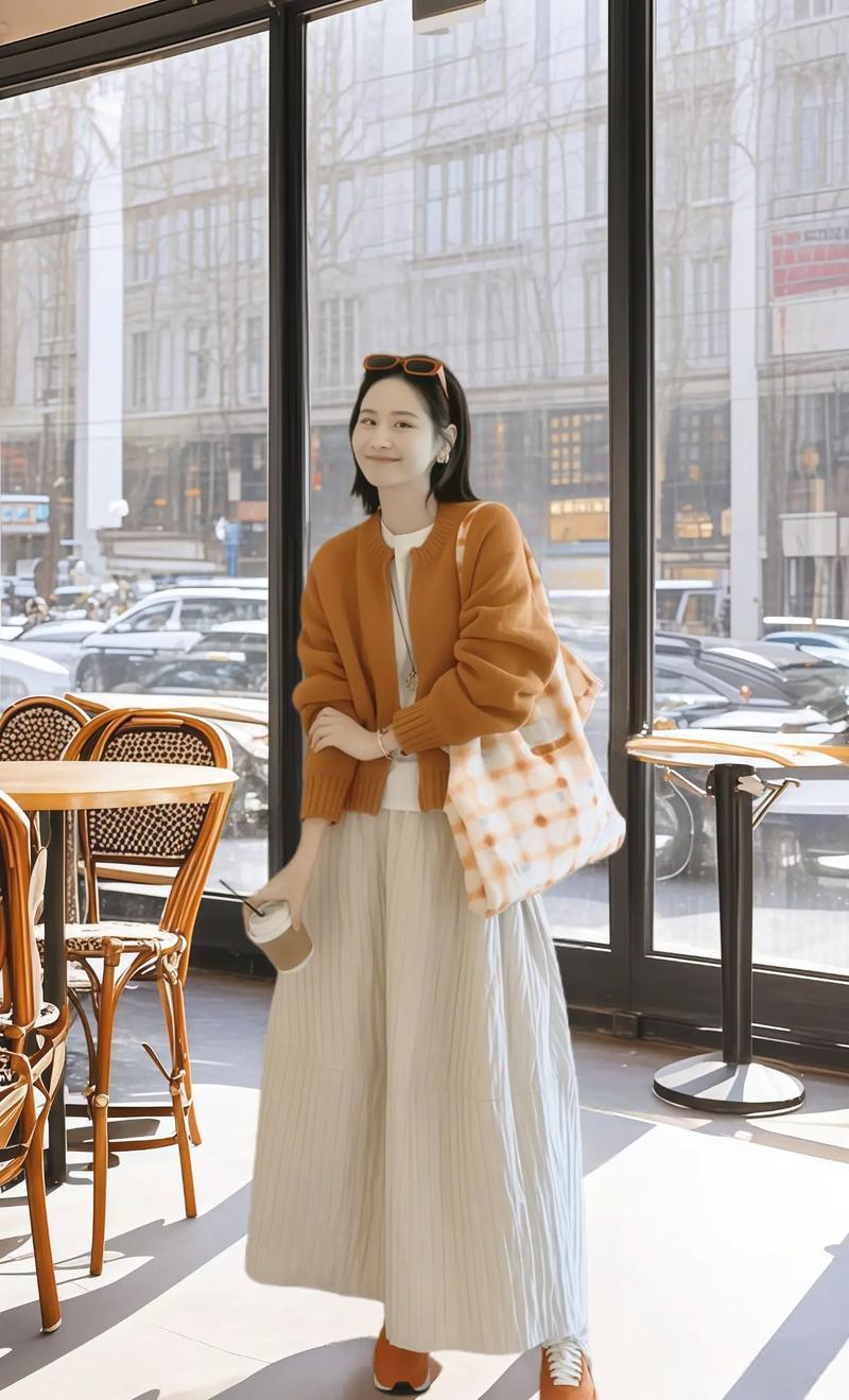 橘红色针织衫怎么搭配