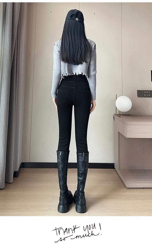 什么裤子显屁股小