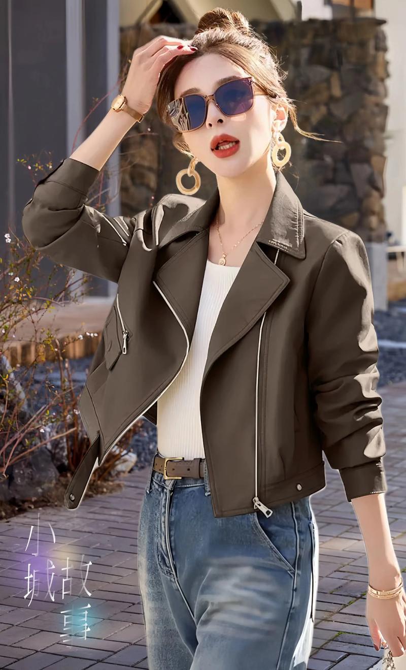 女款机车夹克怎么搭配