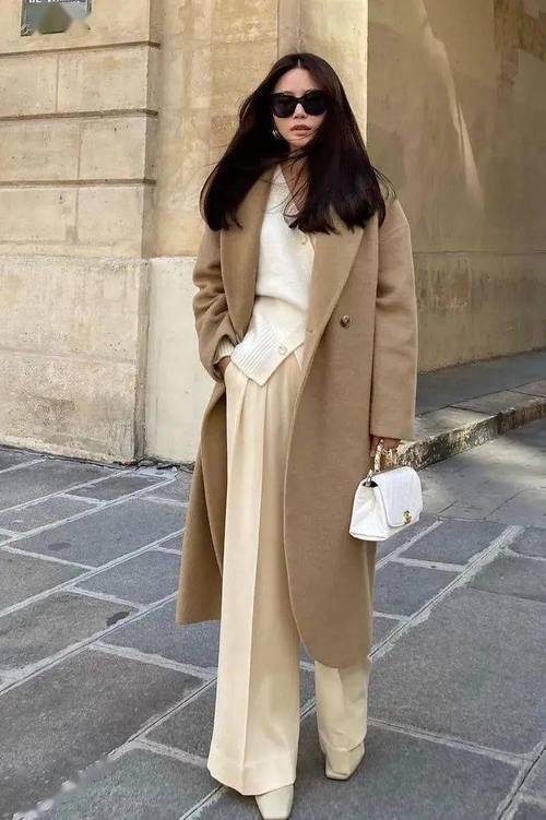 羊毛大衣怎么搭配好看