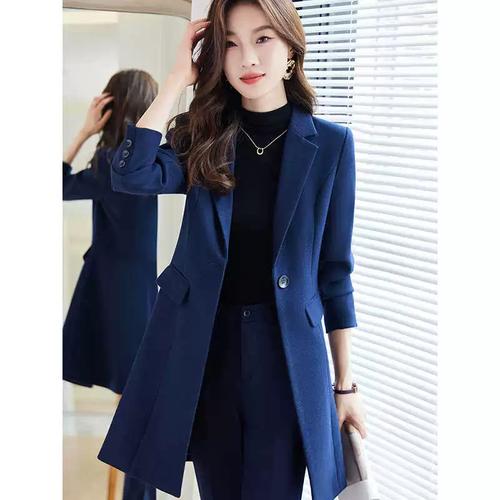 长款蓝色小西装怎么搭配图