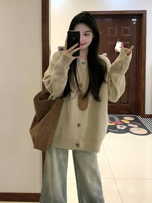 针织衫怎么搭配什么外套