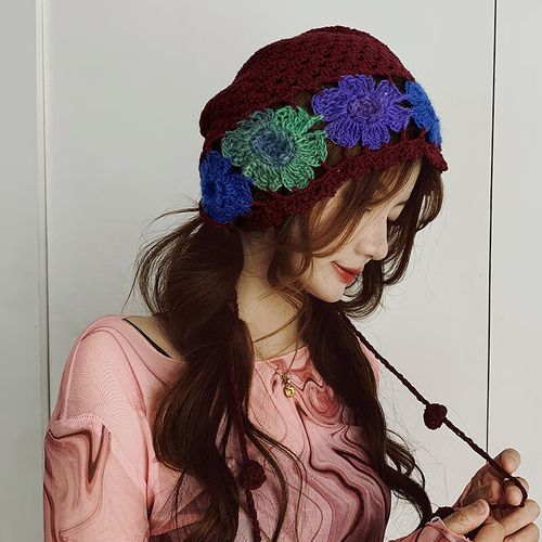 酒红色针织帽怎么搭配