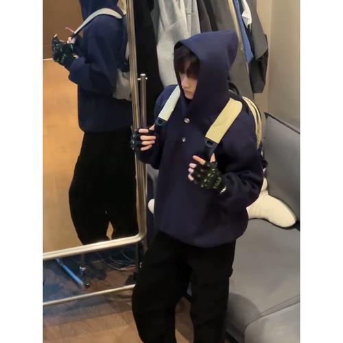 男生套头衫怎么搭配