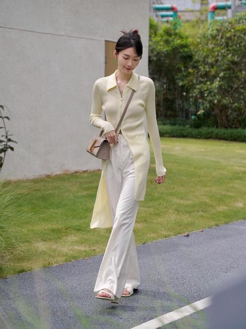 夏天针织衫怎么搭配