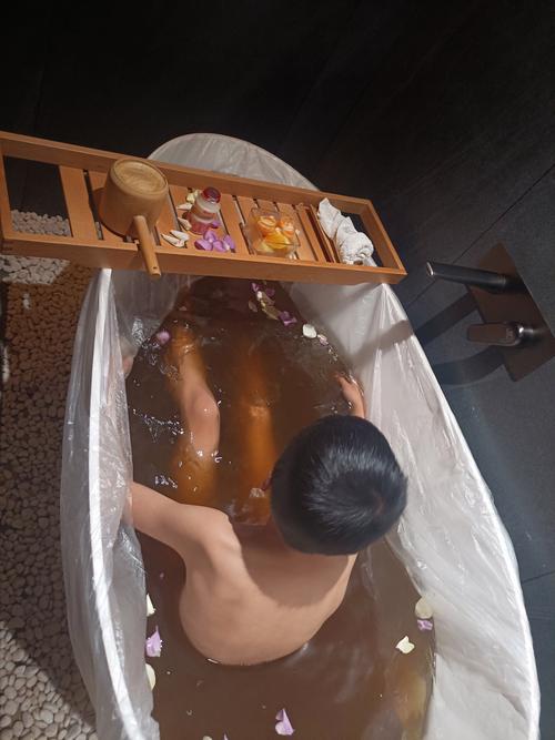 减肥泡澡什么时间段泡好