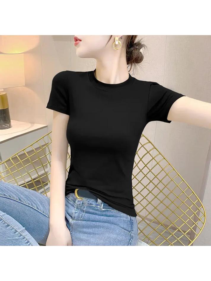 黑色宽松t恤怎么搭配显瘦