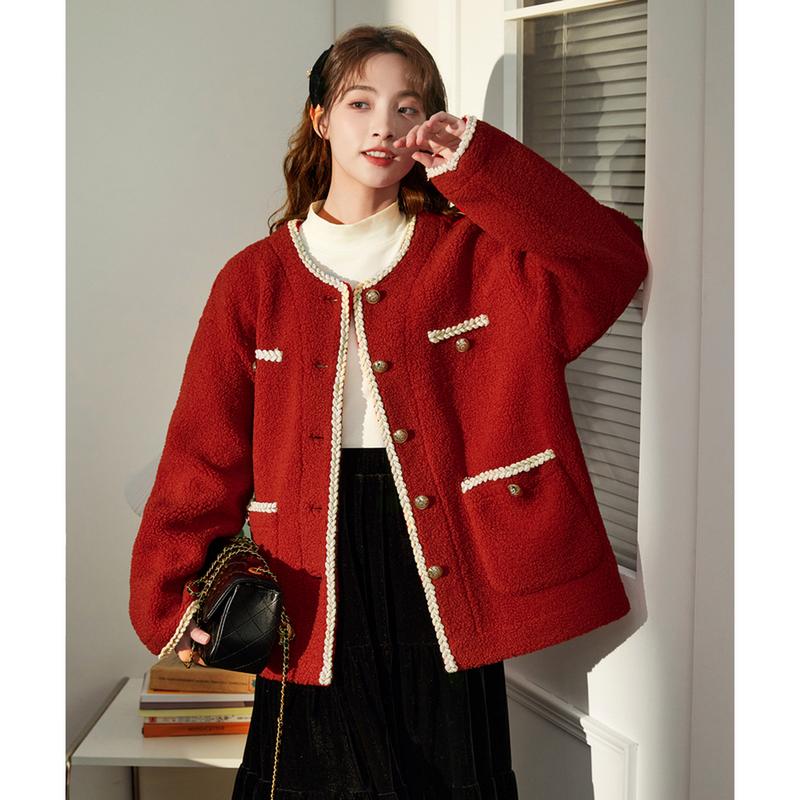 大红色短外套怎么搭配