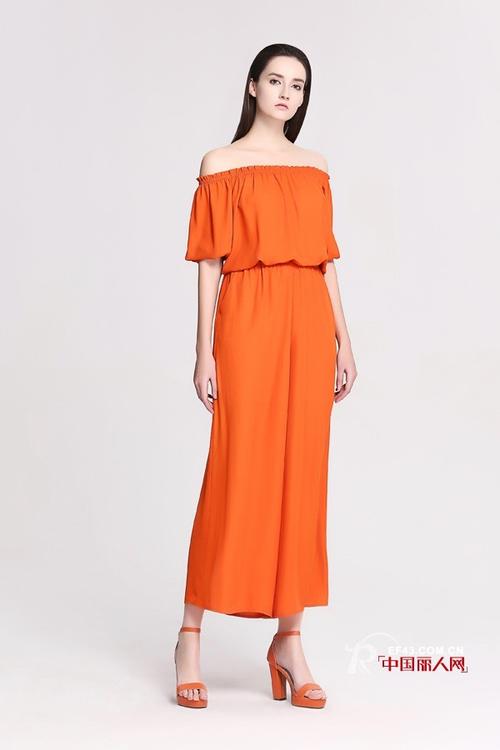 橙色的蓬蓬摆群怎么搭配