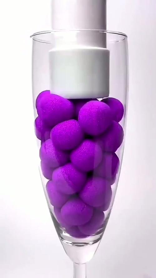 什么颜色配出紫色