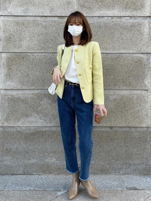 黄色的外套怎么搭配鞋子