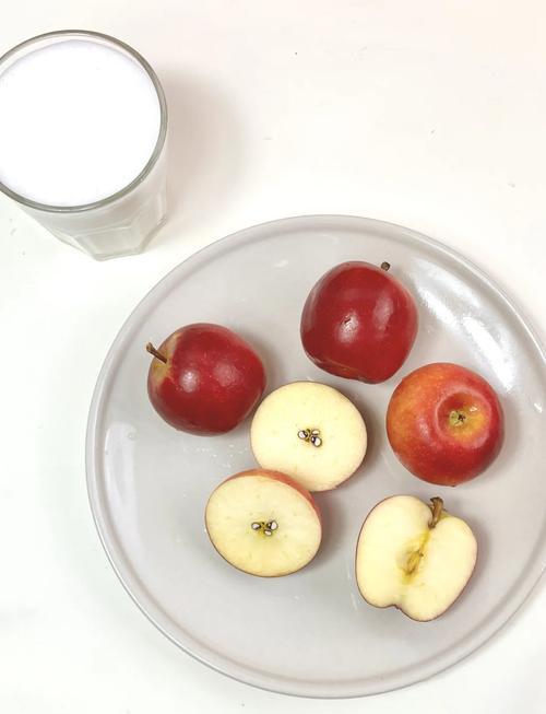 什么牛奶跟苹果搭配减肥