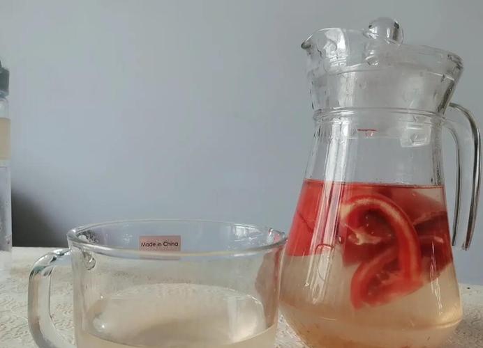 西红柿和蜂蜜怎么搭配淡斑最好