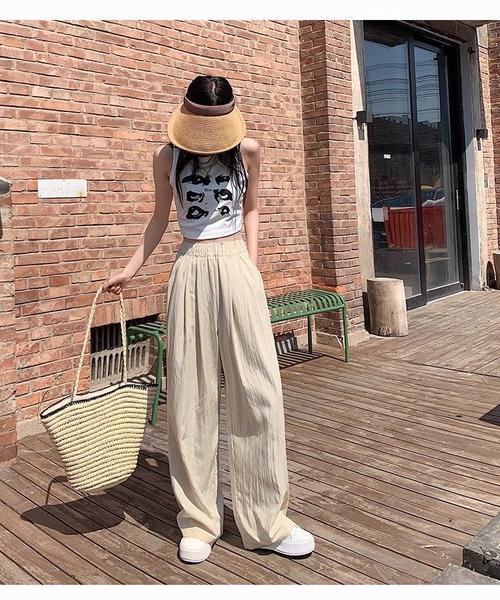 杏色裤子配什么鞋子