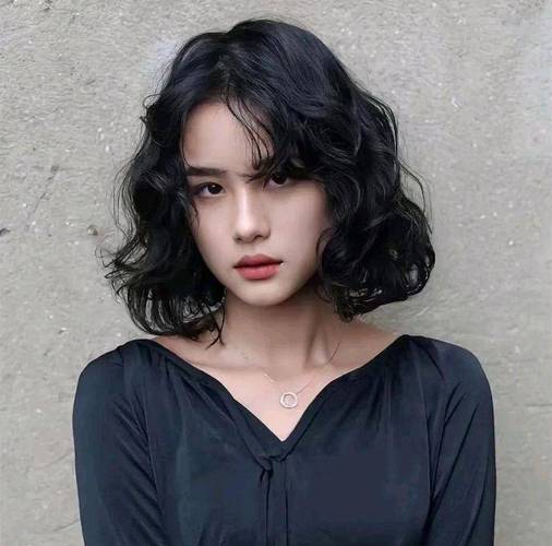 三十岁适合什么发型