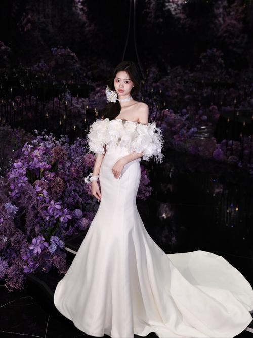 婚纱怎么搭配鞋子