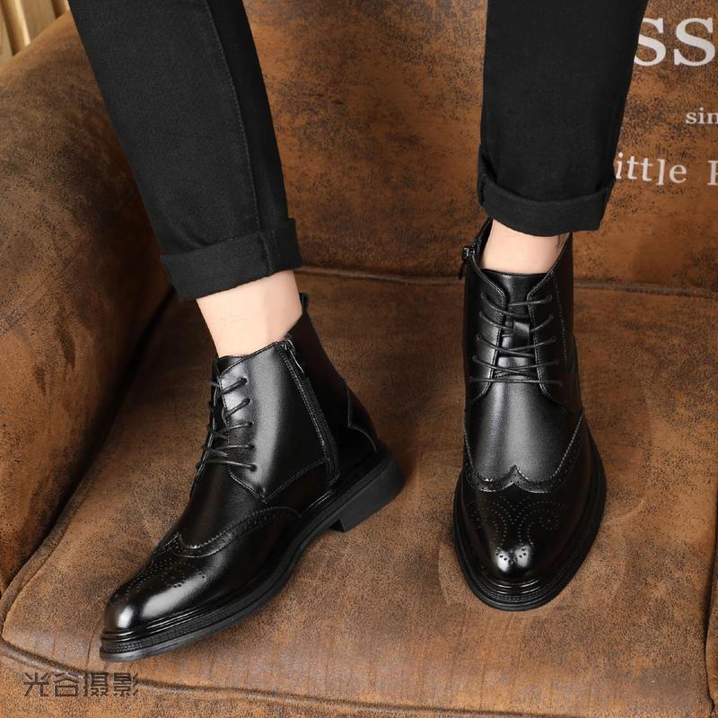 高帮皮鞋怎么搭配