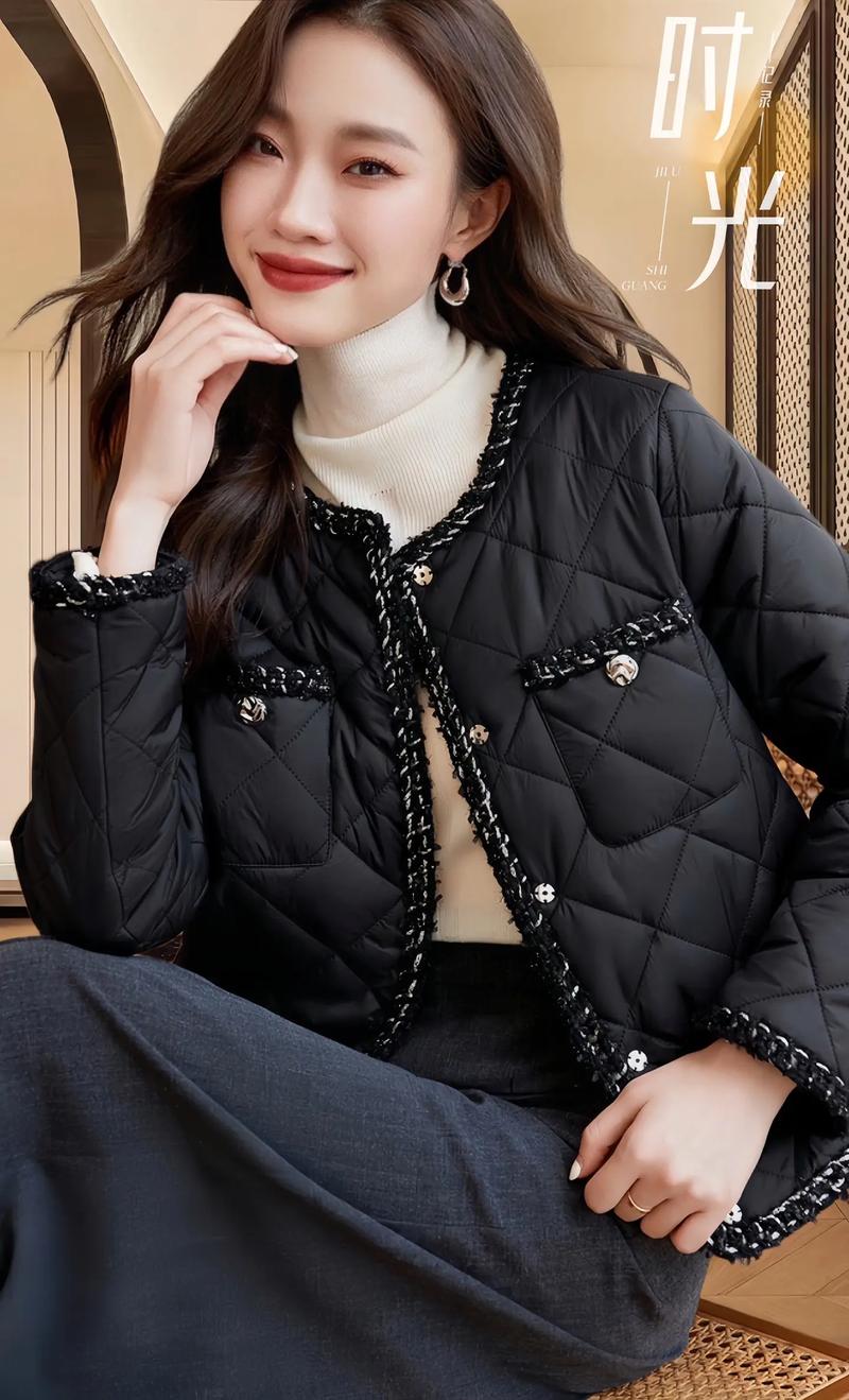 黑色短棉衣怎么搭配