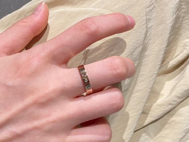 男人戴什么戒指好看