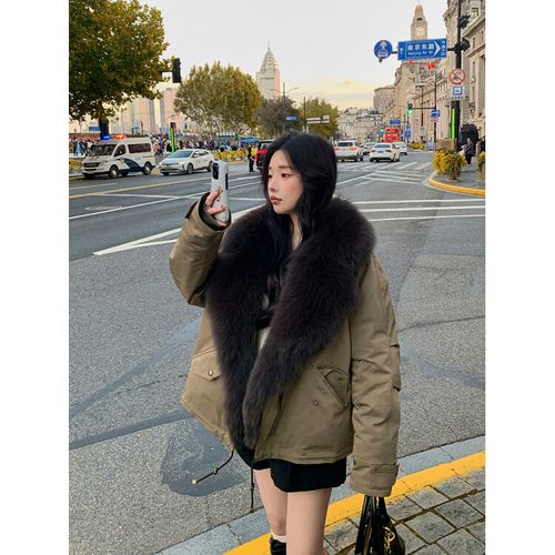 卡其色皮草怎么搭配