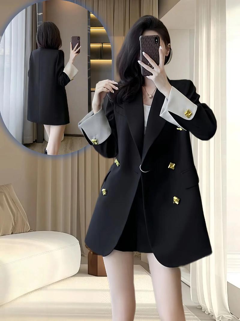 系服外套怎么搭配