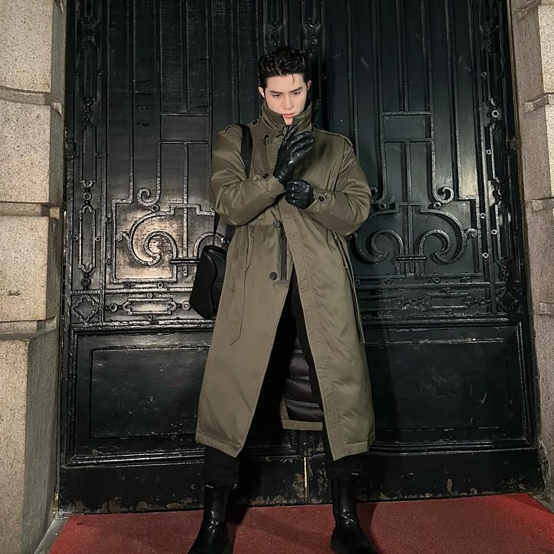 休闲军色风衣怎么搭配什么裤子好看图片