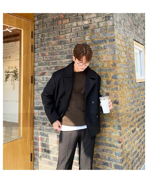 男士韩版短风衣怎么搭配图片