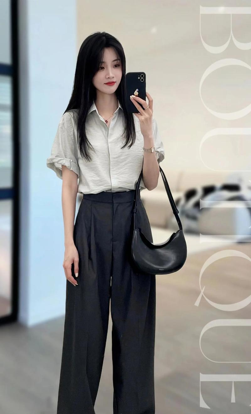 窄腿裤子怎么搭配衣服